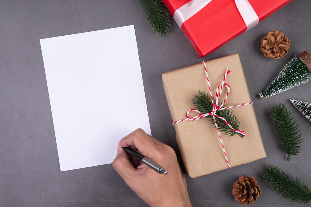 彼女に喜ばれるクリスマスプレゼント22 おすすめの選び方 渡し方も