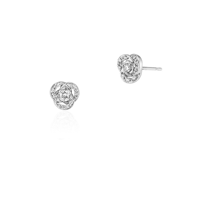 プラチナ ピアス