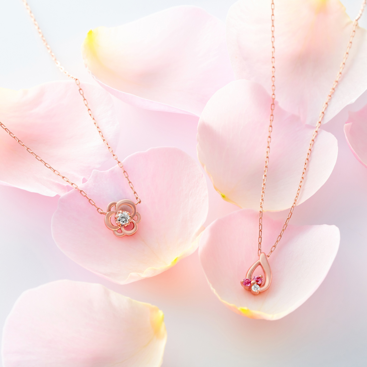 花びらと4℃のネックレス