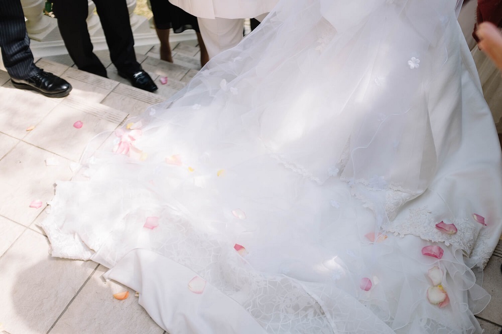 結婚式のフラワーシャワー