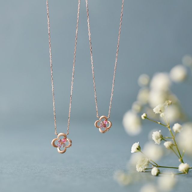 4℃のFlower Motif Jewelry