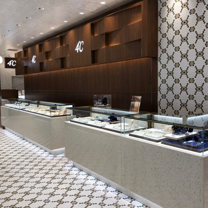 4℃の店内