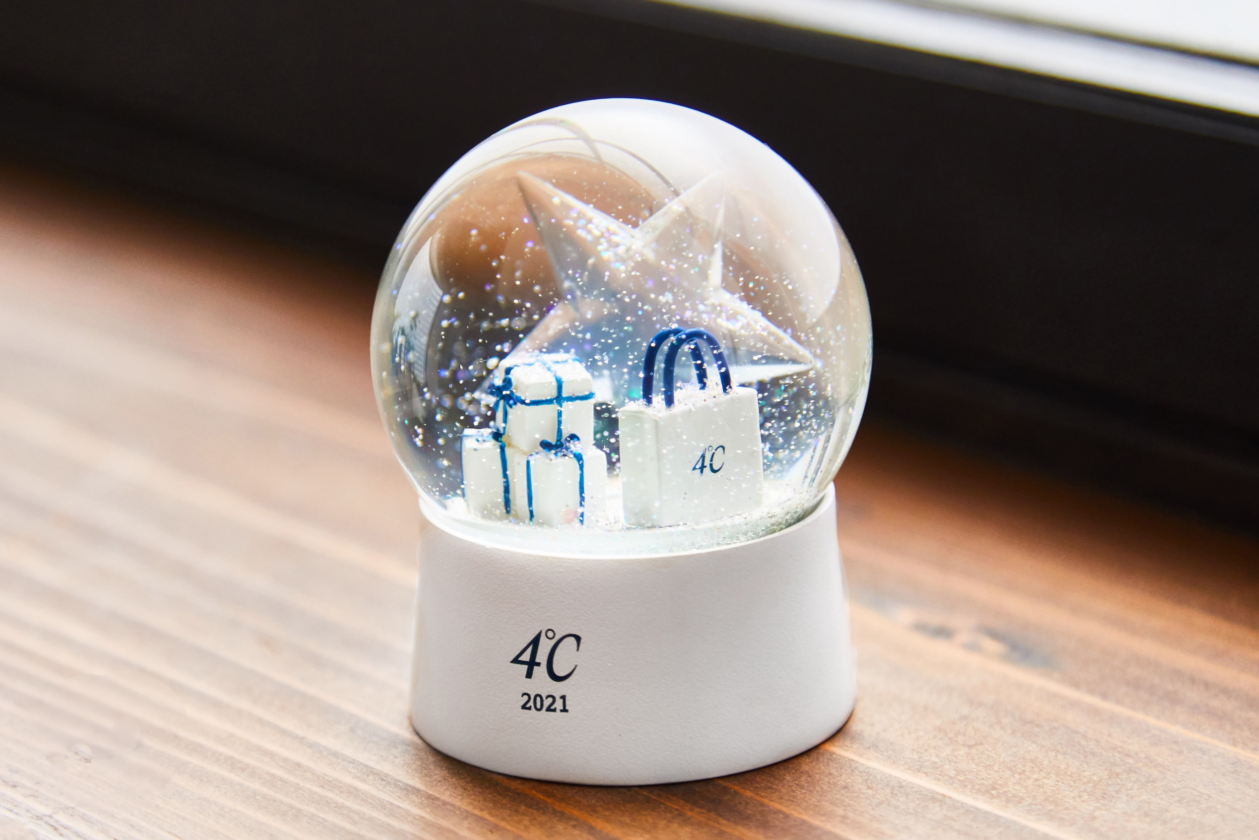 4℃の2021クリスマスコレクションスノードーム