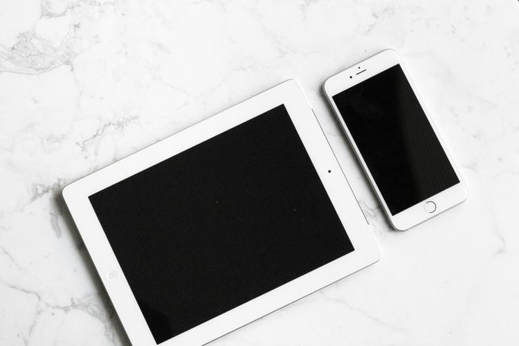 タブレット スマートフォン